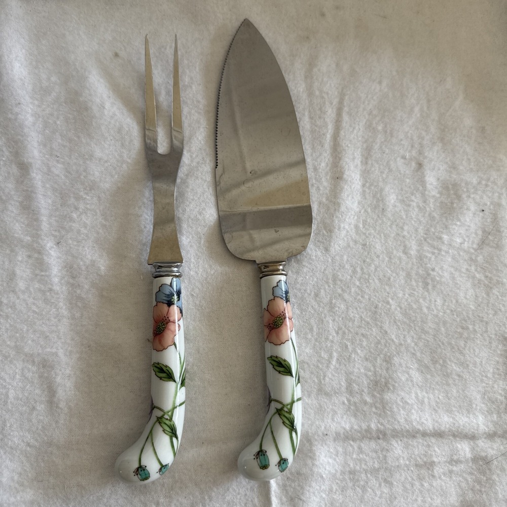 House of Prill POPPY Porcelain Handled Meat Serving Fork Pie Cake Cutter Utensil